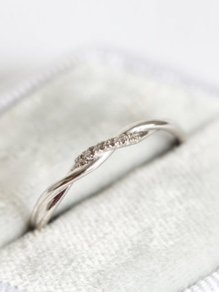 Elegant Twisted Rope Wedding Band