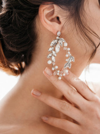 Lilu Glass Rhinestone Pearl Earrings
